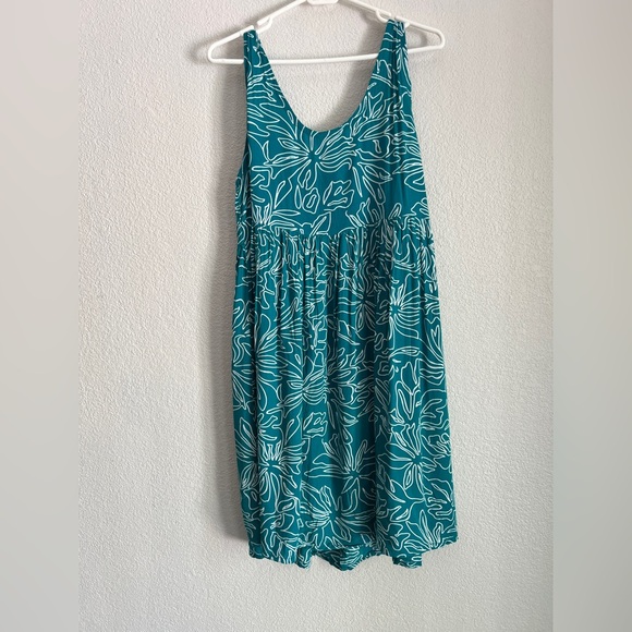 Blue and White Sleeveless Scoop Neck Sundress - Picture 2 of 6